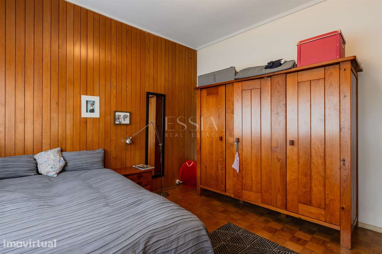 Prédio com 4 apartamentos junto Avenida Boavista | Prédio Lordelo Ouro-10