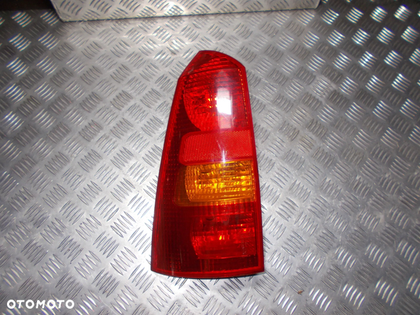 Ford Focus MK1 - lampa lewy tył KOMBI - 1