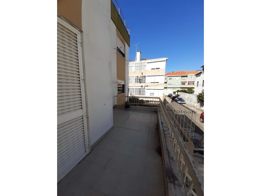 T3 equipado e com garagem na Amadora - Centro - Grande imagem: 4/25