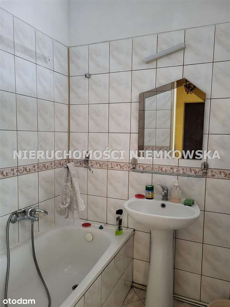 Świetna Lokalizacja, Parking ZA Szlabanem-5