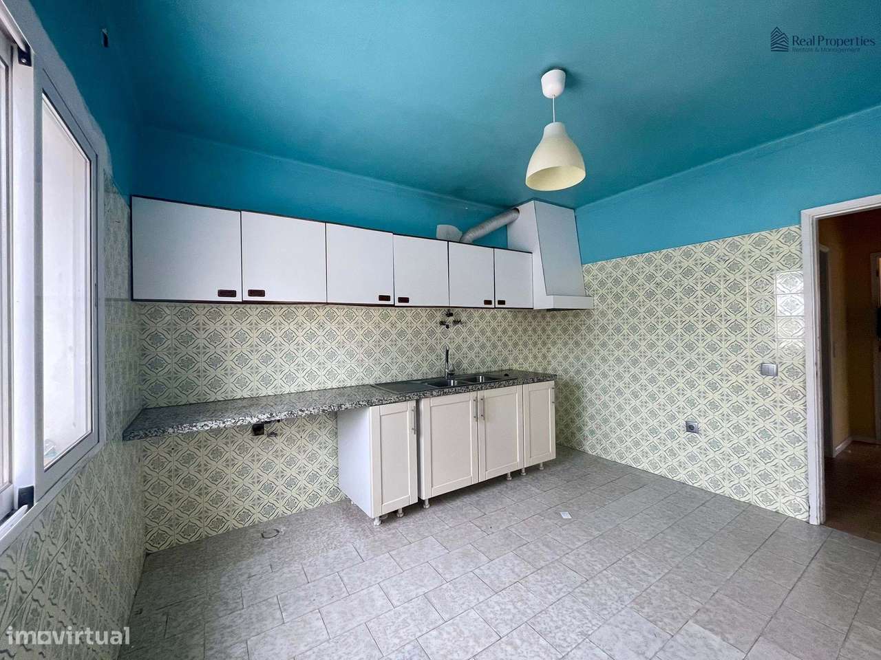 Moradia T3 a 5 Minutos a pé da Praia | Localização Privilegiada com El - Grande imagem: 4/22