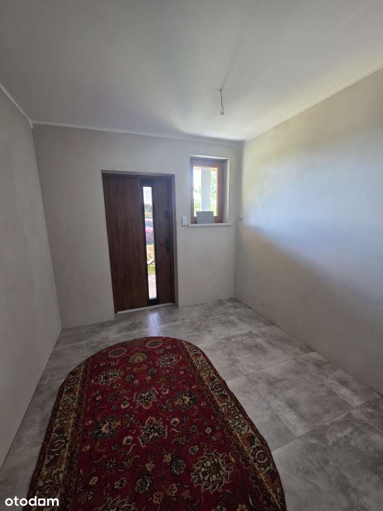 Atrakcyjny dom pachnący nowością!!!-9