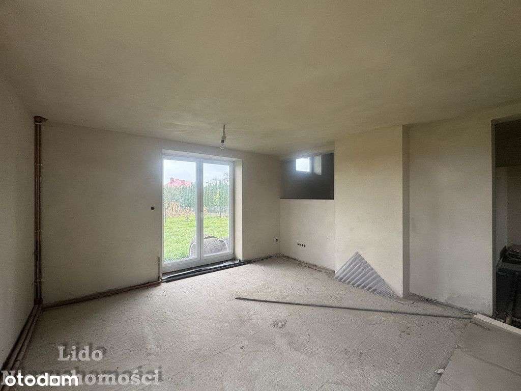 dom z garażem na dużej działce-9