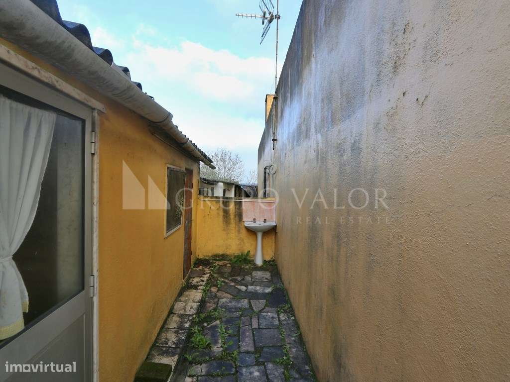 Moradia T2 com terreno de 680m2, Cortegaça-27