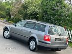 Volkswagen Passat 1.6 Comfortline - 12