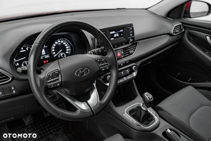 Hyundai I30 1.5 DPI Classic + - 7