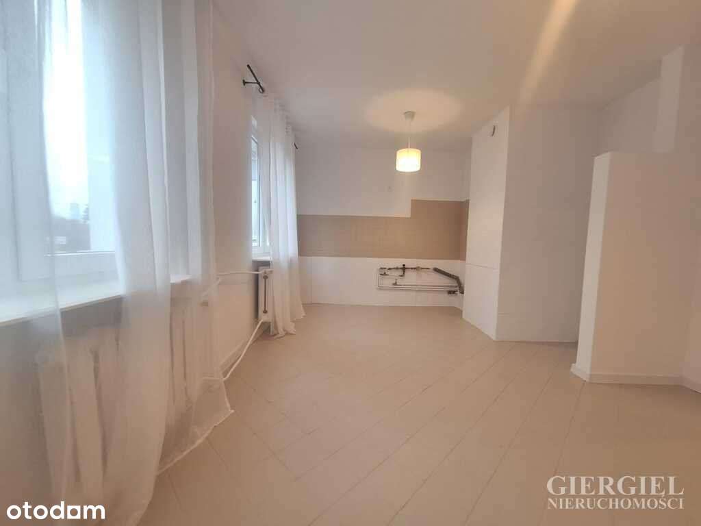 61m ul.Malczewskiego mieszkanie 3-pokojowe-2