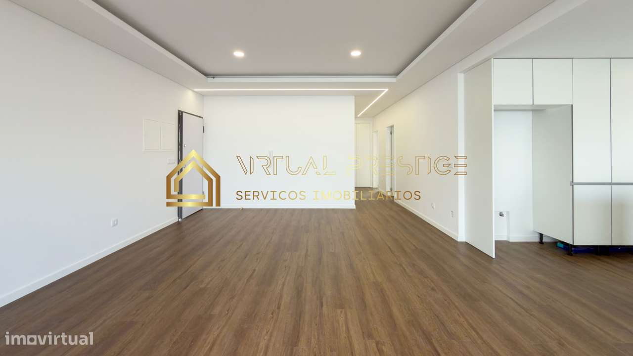 Moradia T4 Térrea | 2 suites e espaço p/ piscina | Fernão Ferro-3