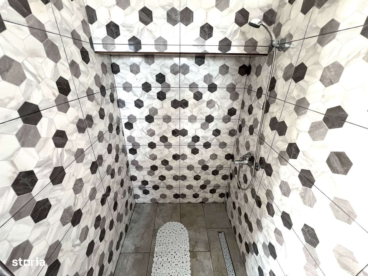 10 Casute Greek Bungalows , Piscina, la Malul Marii, Afacere la Cheie-18