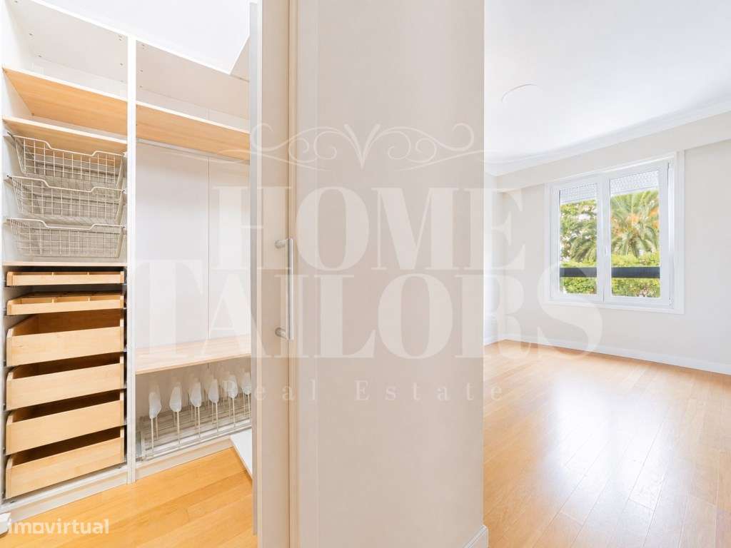 T3 com 183 m², varanda e suite no prestigiado Alto da Barra-9