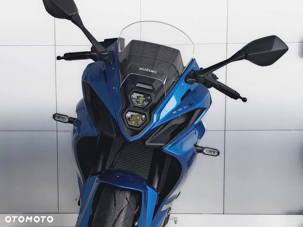 Suzuki GSX-R - 3