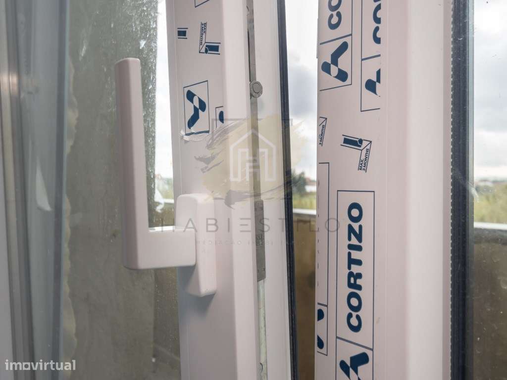 Moradias Geminadas de Arquitetura Moderna- Conforto, Espaço e Quali...-30