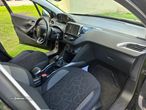 Peugeot 2008 1.2 PureTech Style - 25