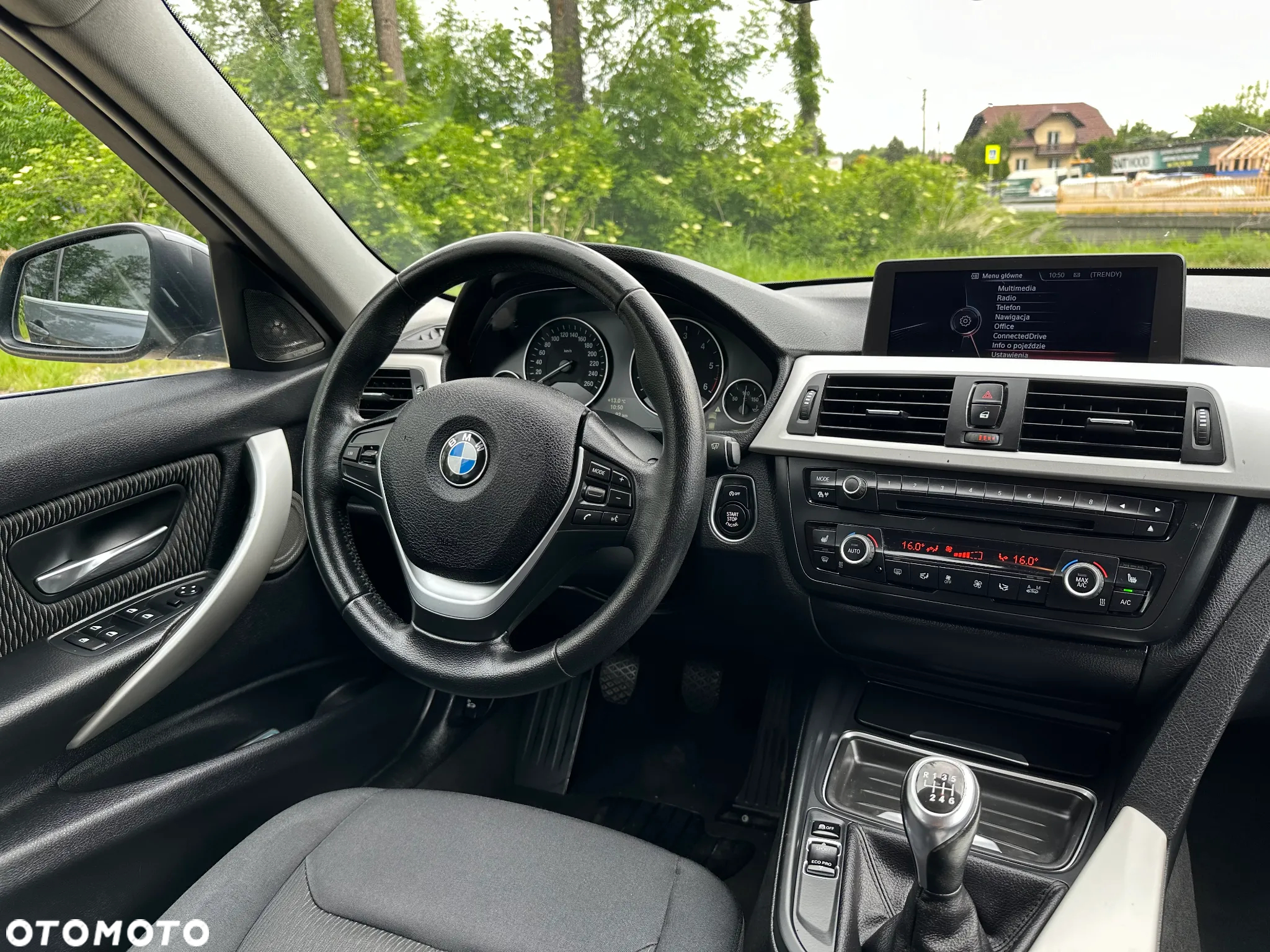 BMW Seria 3 318d Sport Line - 34