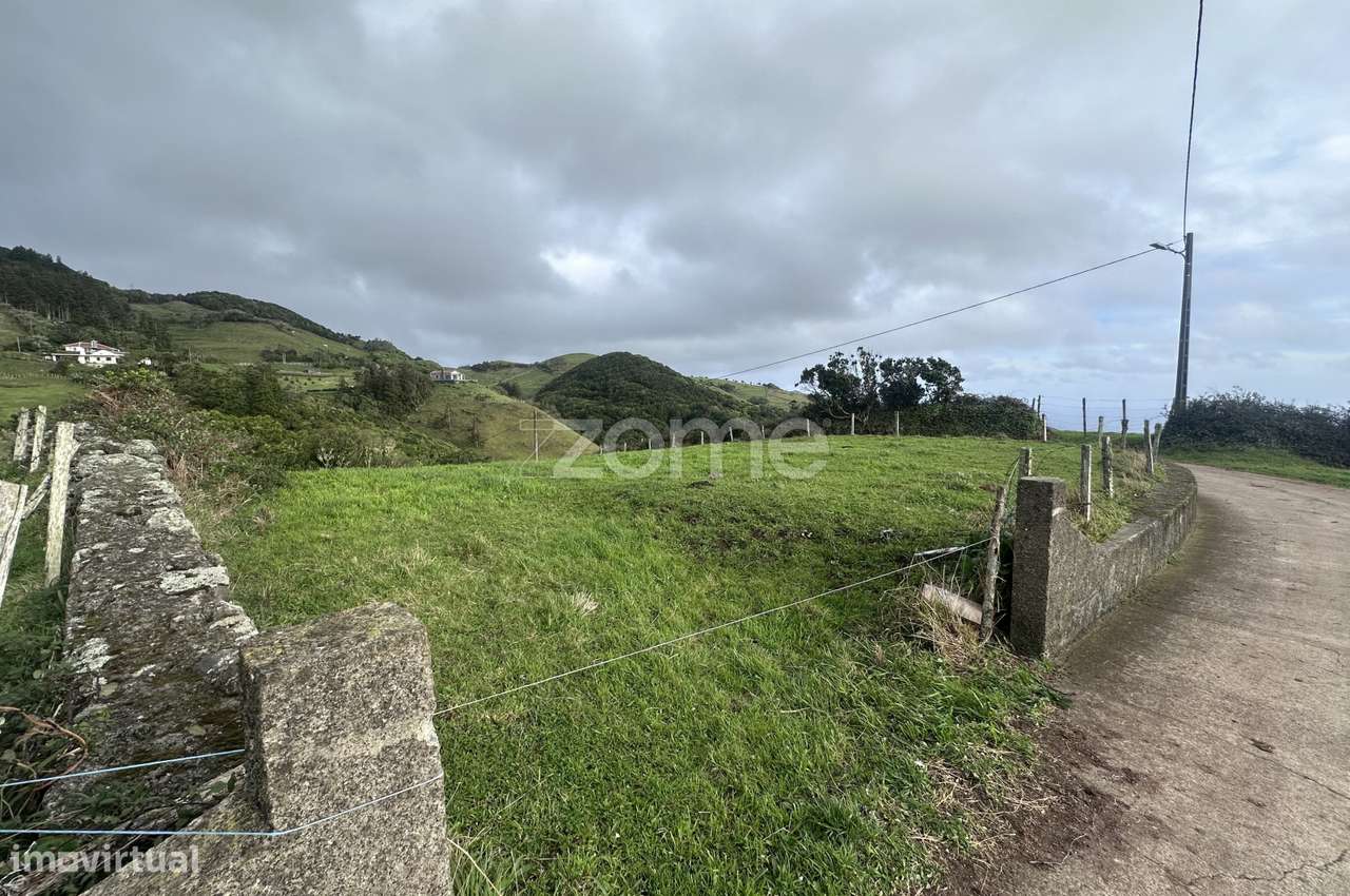 Terreno Rústico com Vista Mar – Alagoa, Santo Espírito - Grande imagem: 3/7