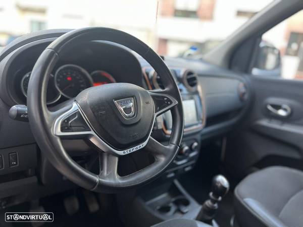 Dacia Lodgy 1.5 dCi SL Explorer 7L - 13