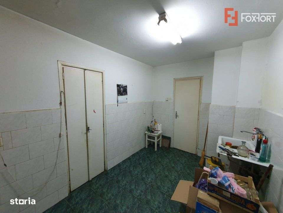 Apartament de vanzare cu 3 camere, etaj 6, zona Ultracentrala - Imagine principală: 4/14