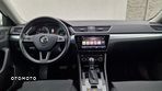 Skoda Superb 2.0 TDI Ambition DSG - 25