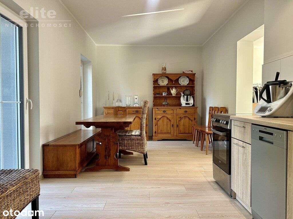 Warszewo klimatyczny dom o pow. całkowitej 330 m2-15