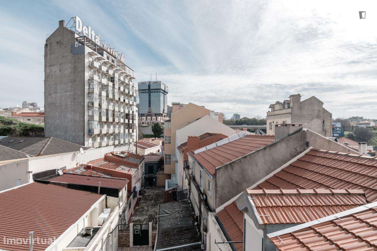 Quarto - localizado em Campolide Lisbon - Grande imagem: 5/6