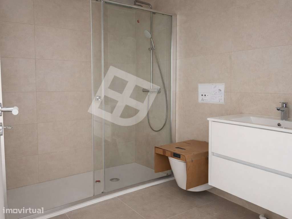 Apartamento T2 Novo c/ Varanda - Pronto Habitar | Esgueira-11