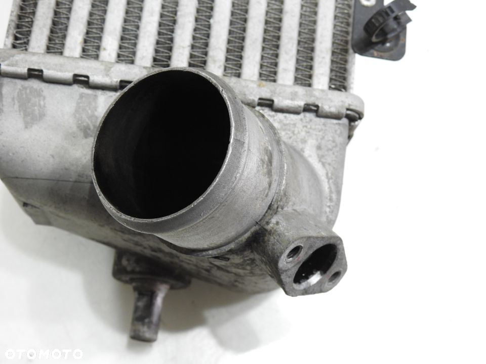 CHŁODNICA INTERCOOLER HYUNDAI i30 I 1.6 CRDI - 8