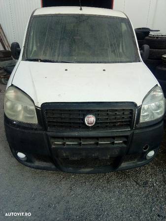 dezmembrez fiat doblo 2004 - 3