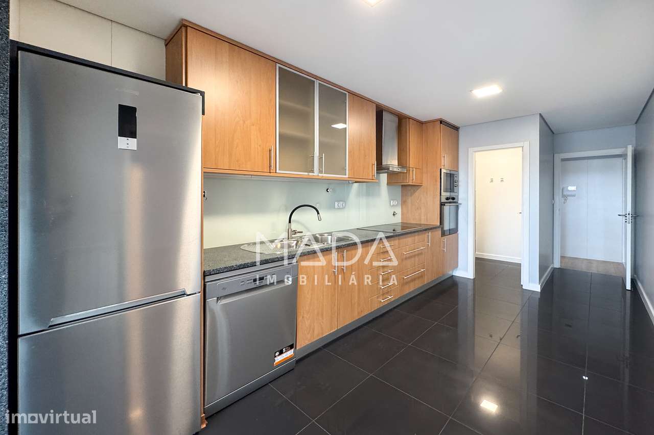 Apart. T3 c/garagem fechada perto do Holmes Place em Fraião, Braga - Grande imagem: 5/24