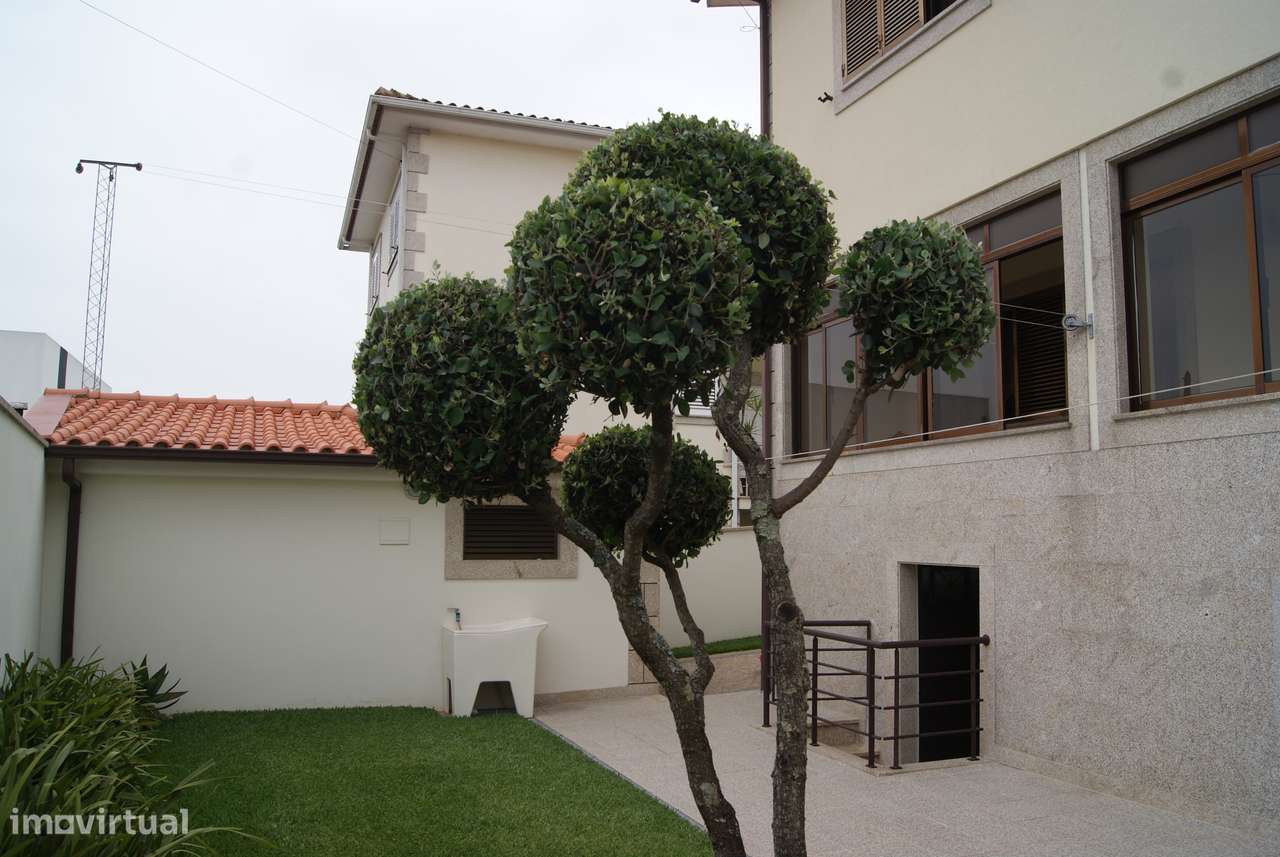 MORADIA INDIVIDUAL T3 _ Jardim, Zona Churrasqueira e poço_Cabreiros-0