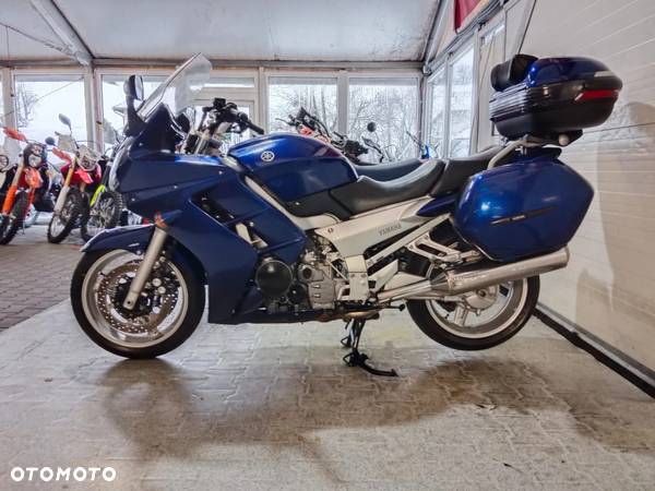 Yamaha FJR - 17