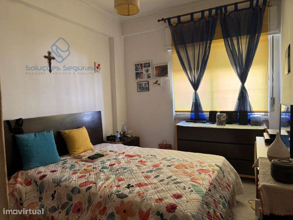 Apartamento T3- Centro da Moita-2 andar-2