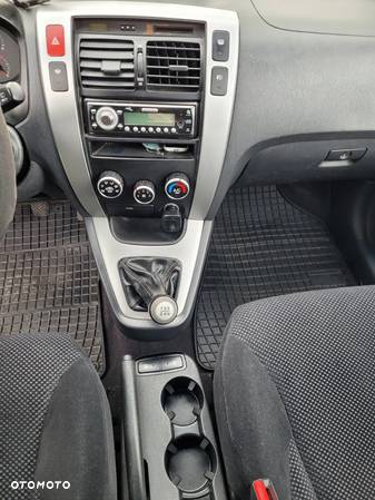 Hyundai Tucson 2.0 Comfort 2WD - 6