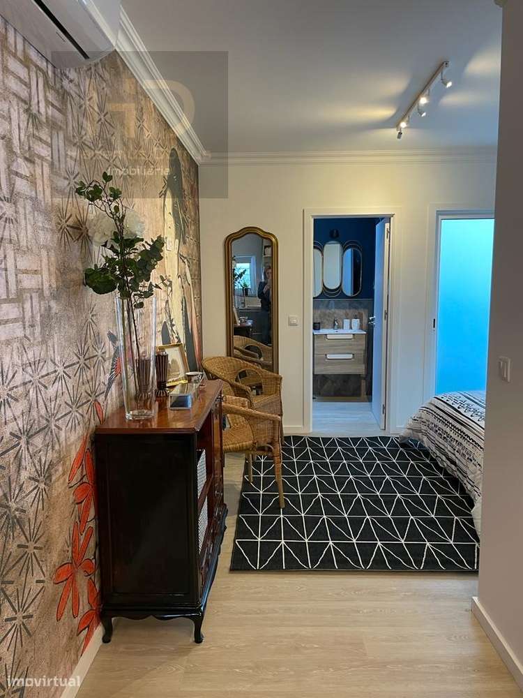 Prédio renovado com 5 T1 e 1 loja em Matosinhos - Grande imagem: 3/60