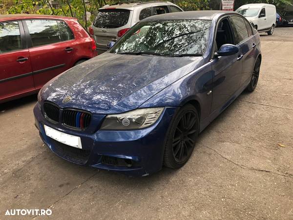 Pachet M complet Bmw seria 3 e 90 LCI albastru - 3