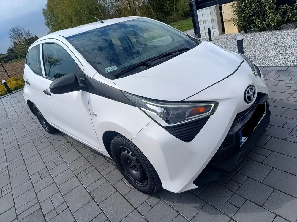 Toyota Aygo II x-play 2021