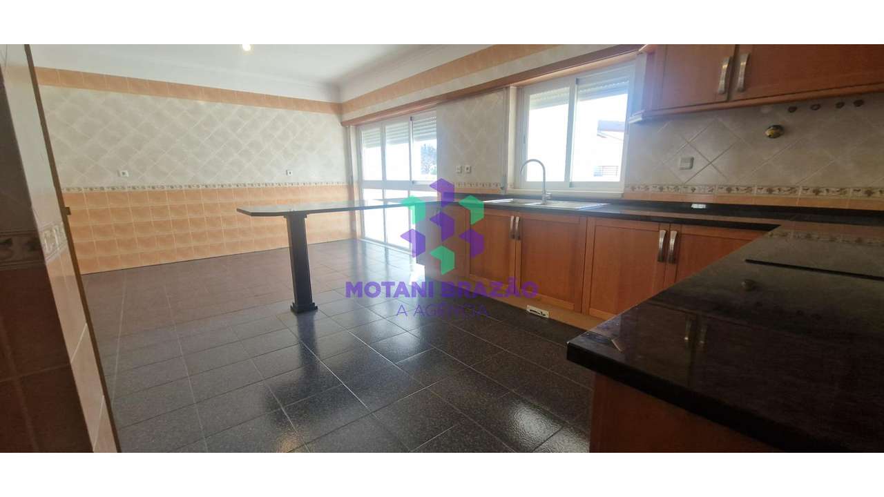 Fantástica Moradia Sesimbra-5