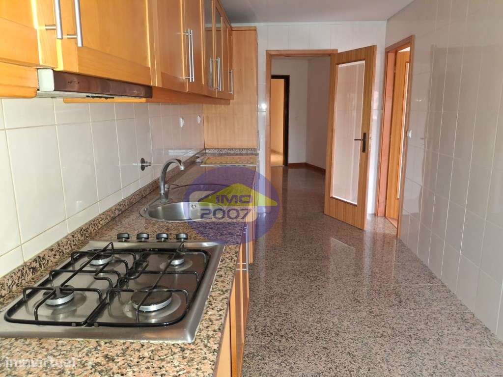 Apartamento T3 no Bonfim-3