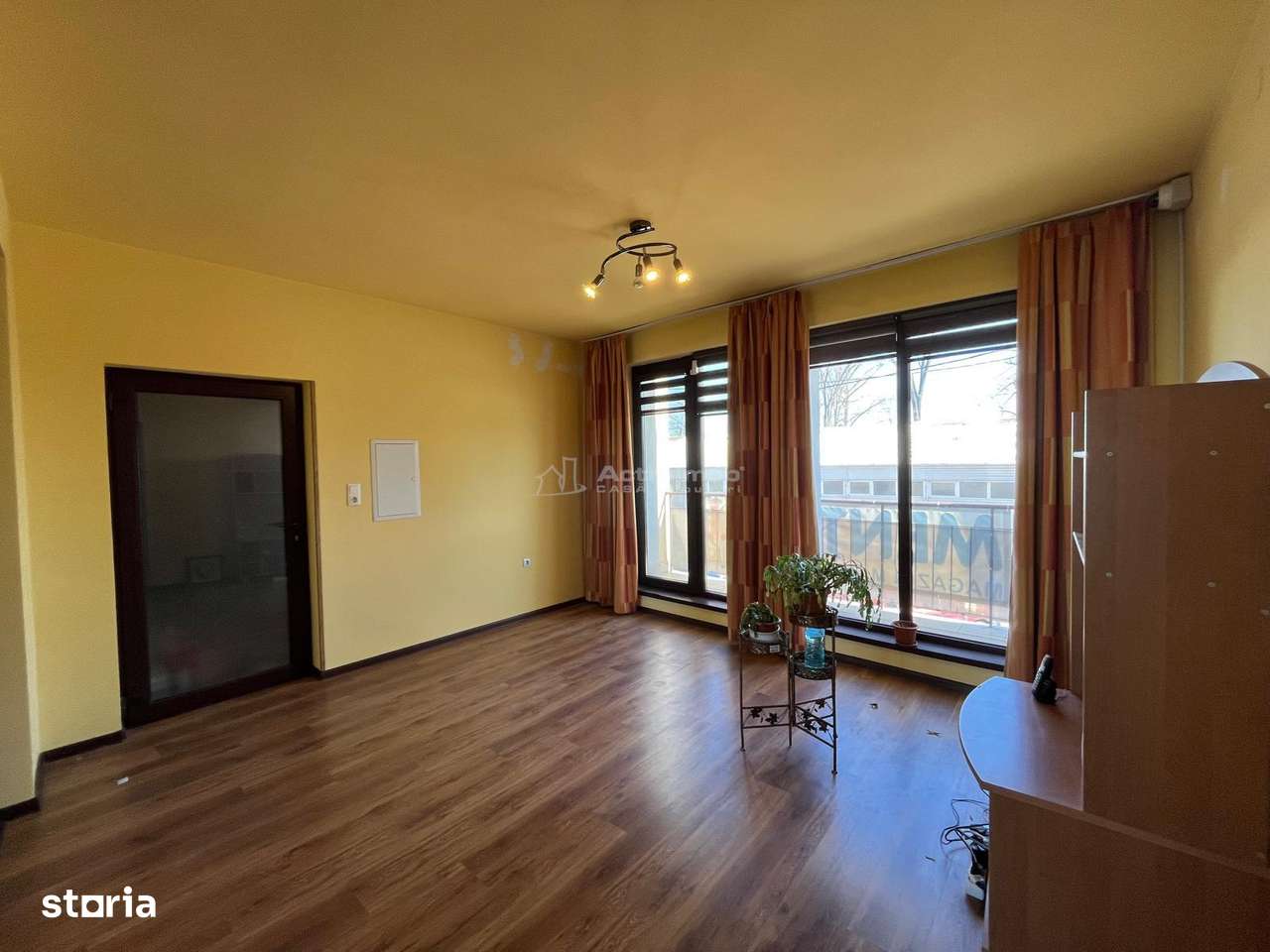 Lugoj,  Vila P+2E+M ,  656 Mp., Construiti, Posibilitate De Investitie - Imagine principală: 5/20