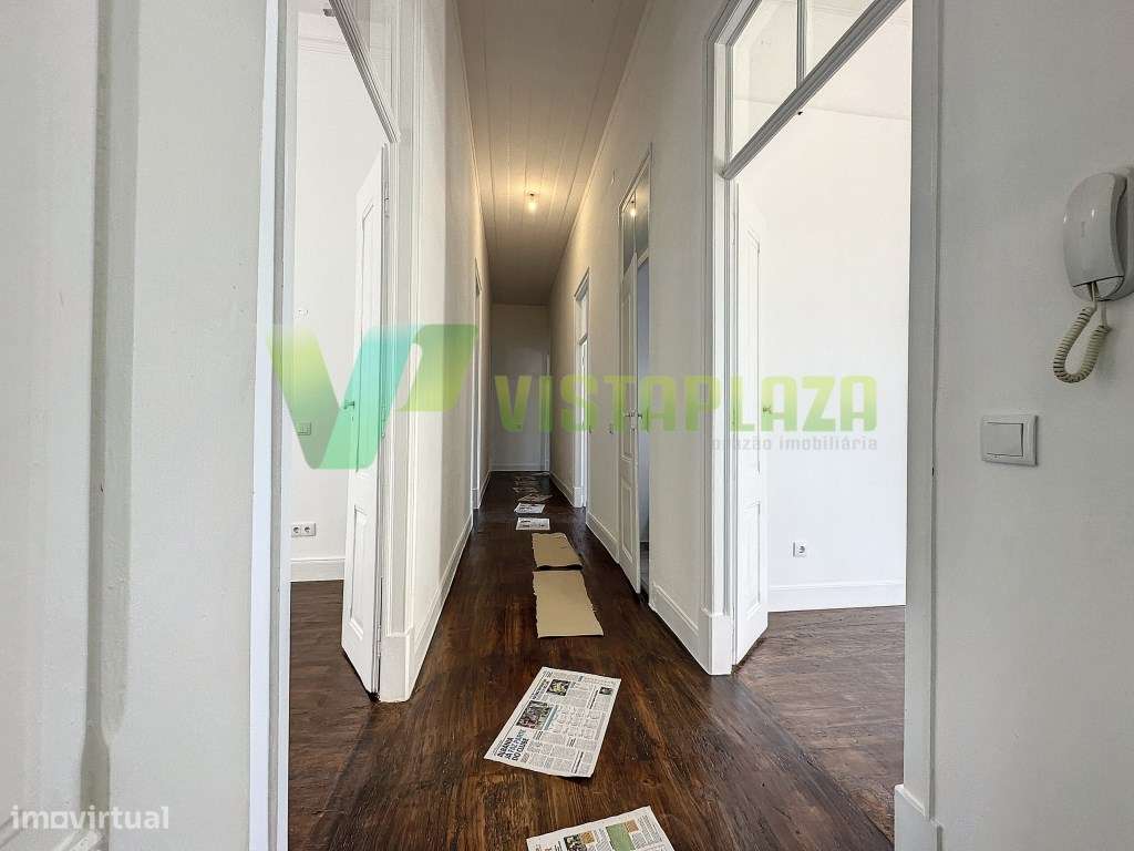 Moradia Geminada T2+2 Remodelada com Garagem, Espaço Exterior e Exc...-4