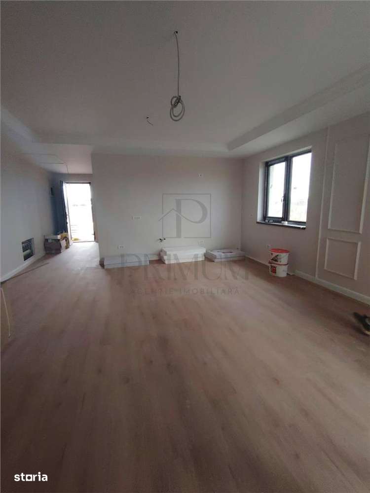 Duplex pe parter - mansardabil -  zona linistita - toate utilitatile - Imagine principală: 5/7