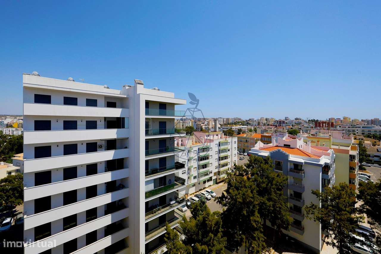Apartamento T3 com exposição solar nascente /sul em Portimão-27