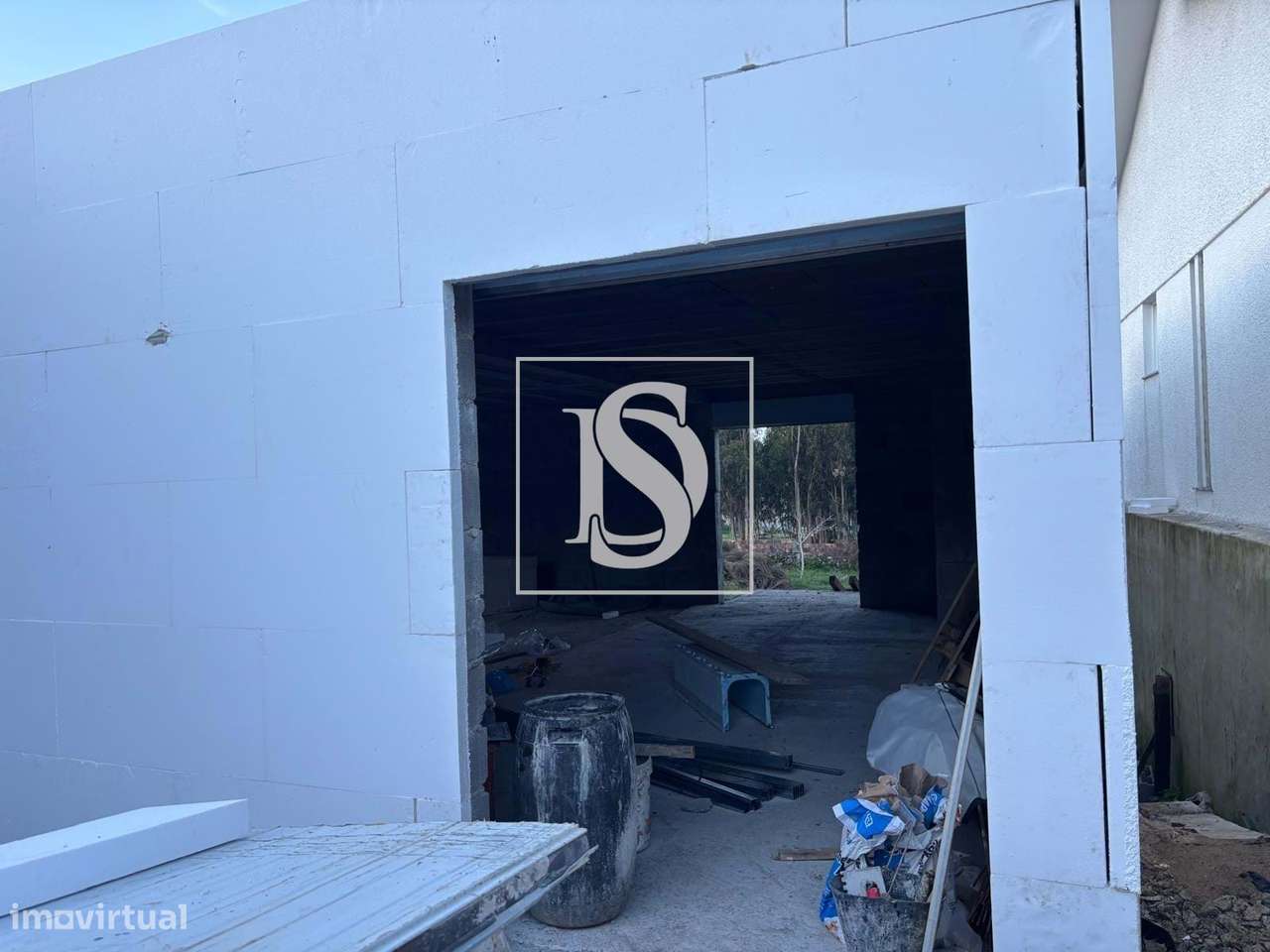 Elegância Atemporal: Moradia T3 térrea que Une o Clássico ao Moderno-27