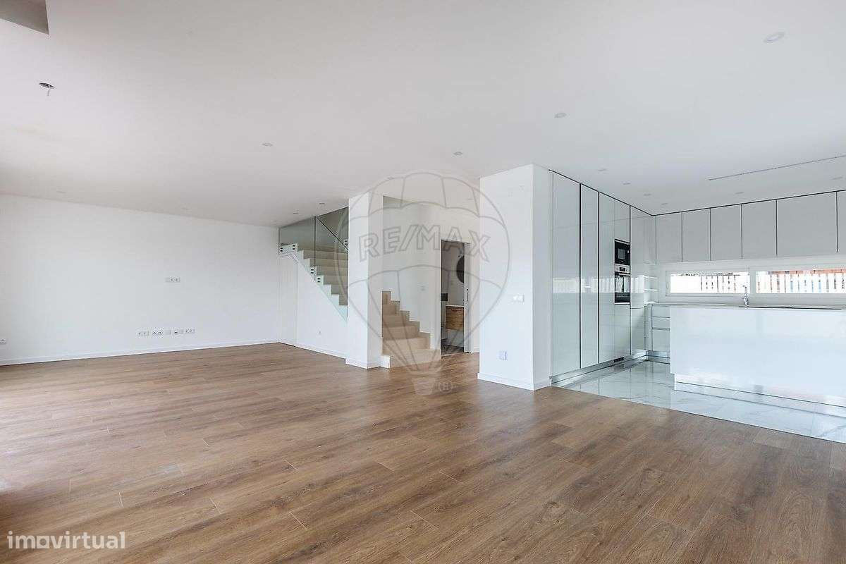 Moradia T4 para venda - Grande imagem: 3/14