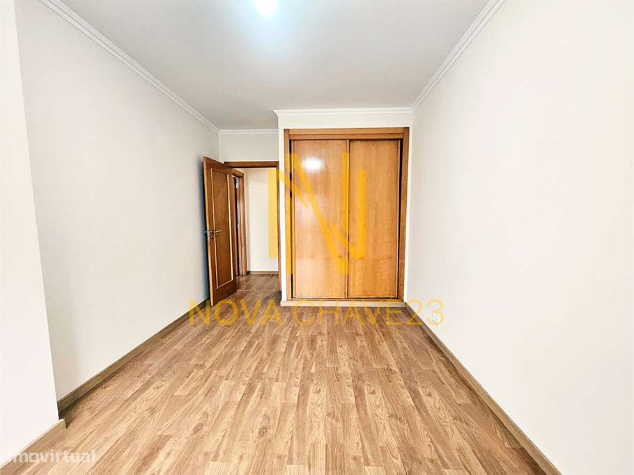 Apartamento T3 na Serra das Minas - 131m² - 2 Frentes  - Varandas-17