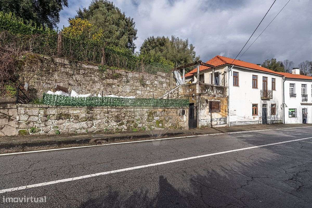 Moradia com 2 apartamentos T2 novos, em Taíde, Póvoa de Lanhoso! - Grande imagem: 2/43