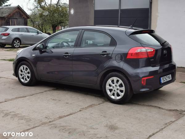 Kia Rio 1.2 Sensation - 3