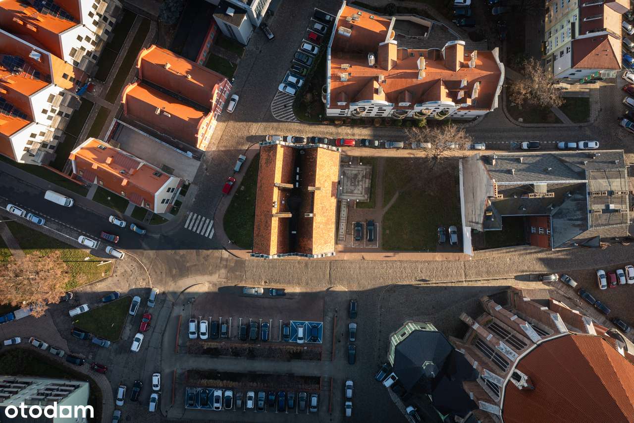 Zabytkowa kamienica w centrum Nysy-dawna Kanonia-4