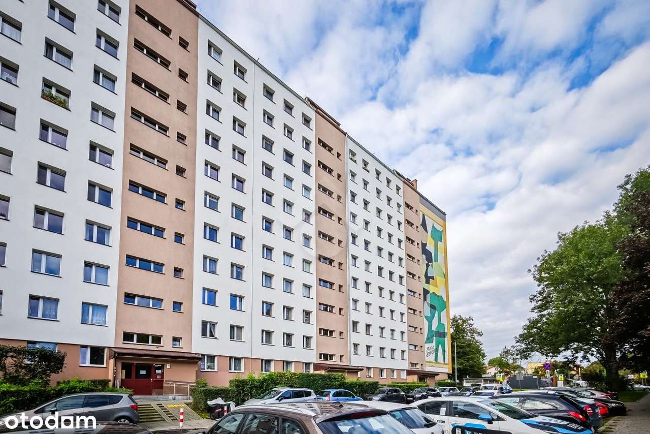 42 m2 - 2 pokojowe mieszkanie z osobną kuchnią obok pętli autobusowej!-11