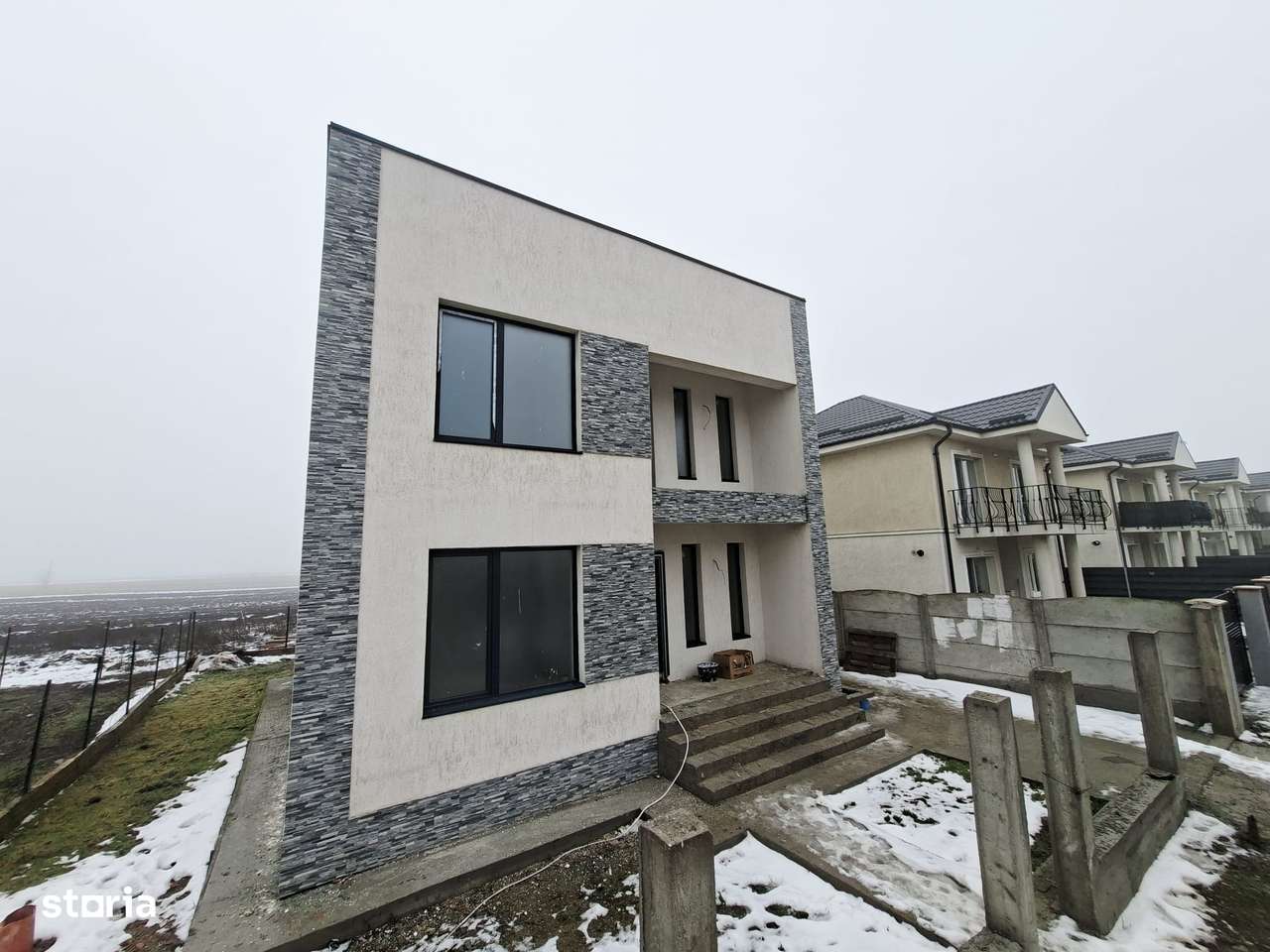 Casa Parter + 1 etaj/ 5 camere/Comuna Berceni/COMISION 0%-2