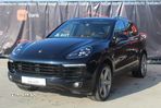 Porsche Cayenne 3.0 L - 1